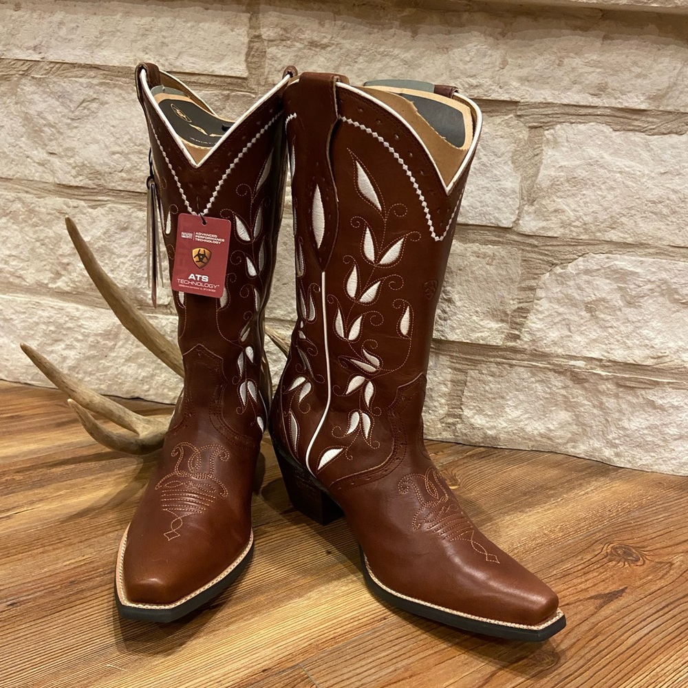 Women’s Ariat Sonora Cowgirl Boots
